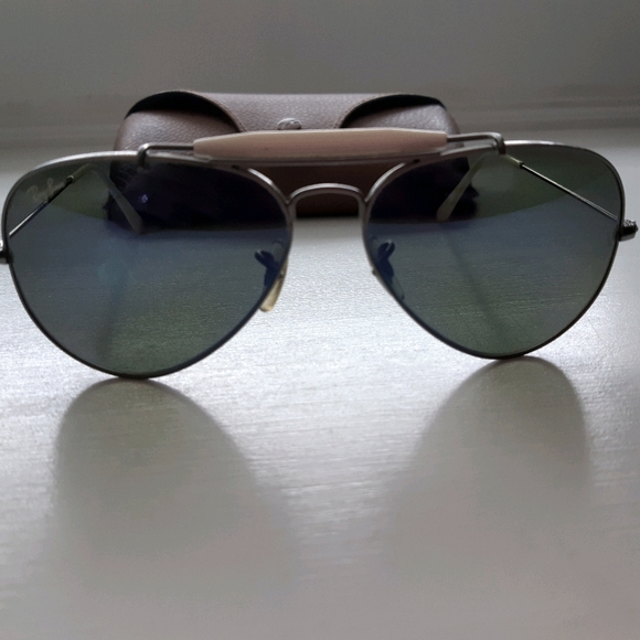 Authentic RayBan sunglasses - Picture 1 of 5